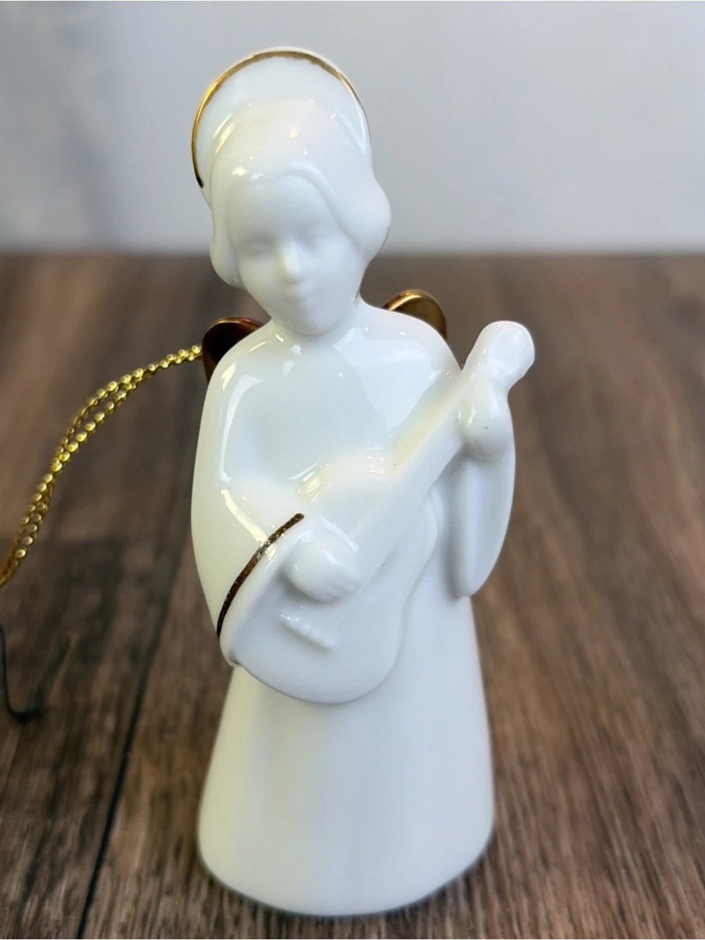Bing & Grondahl Porcelain Angel Heavenly Music Guitar 24K Gold 4 of 12 Ornament